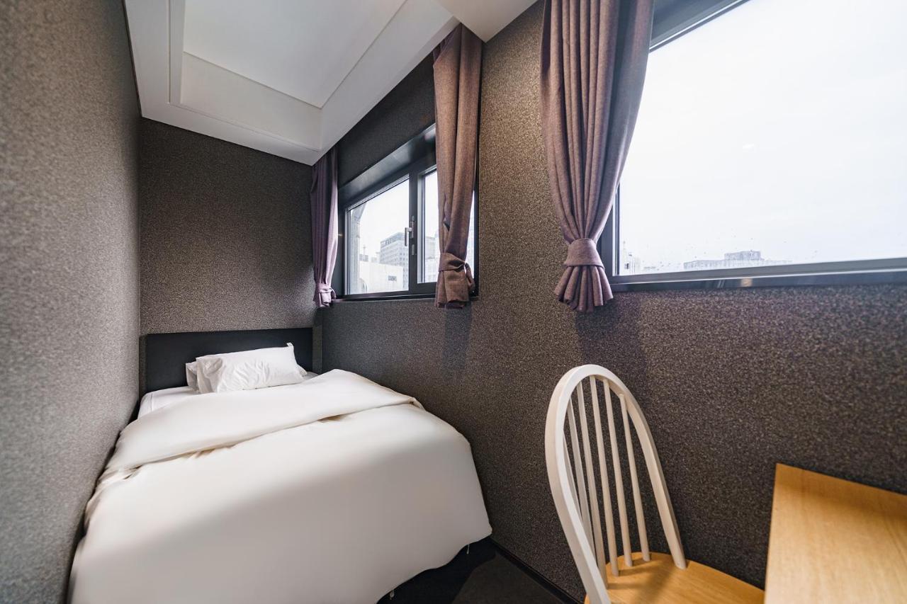 Starhills Hotel Seoel Buitenkant foto